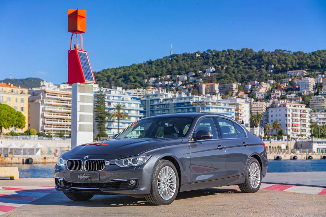 BMW SERIE 3 F30 (11/2011-07/2015) 184 ch Luxury Berline / Saloon 05/2012