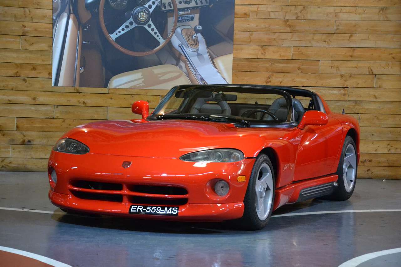 DODGE Viper RT / 10 V10 L 383CV Cabriolet / Convertible 08/1992