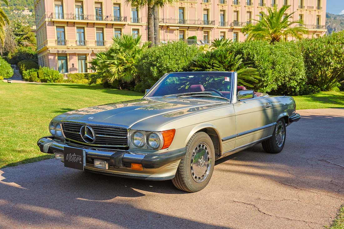 MERCEDES-BENZ 560 SL Cabriolet / Convertible 03/1988