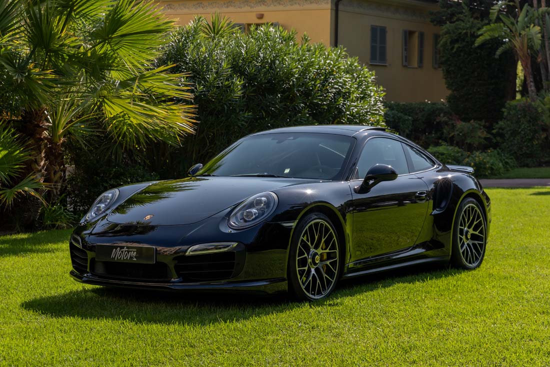 PORSCHE 991 Turbo S 3.8 560cv PDK A Coupé / Sport Car 10/2013