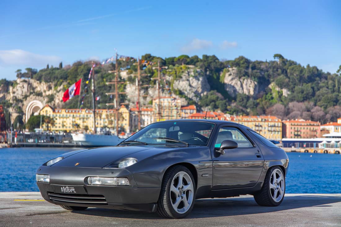 PORSCHE 928 S4 5.0 Coupé / Sport Car 05/1989