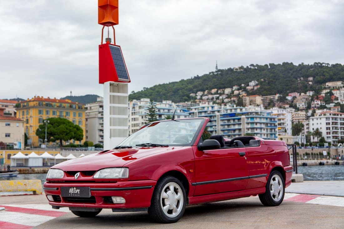 RENAULT R 19 Cabriolet 1.8i 16V Cabriolet / Convertible 06/1994