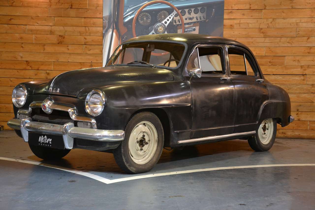 SIMCA  9 ARONDE Berline / Saloon 01/1952