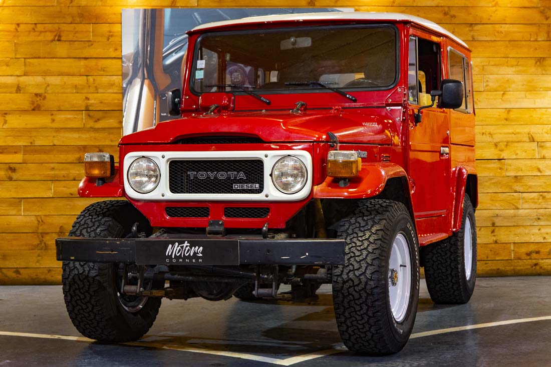 TOYOTA LAND CRUISER BJ 40 SUV 02/1980